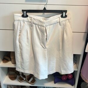 Aritzia Wilfred trouser shorts